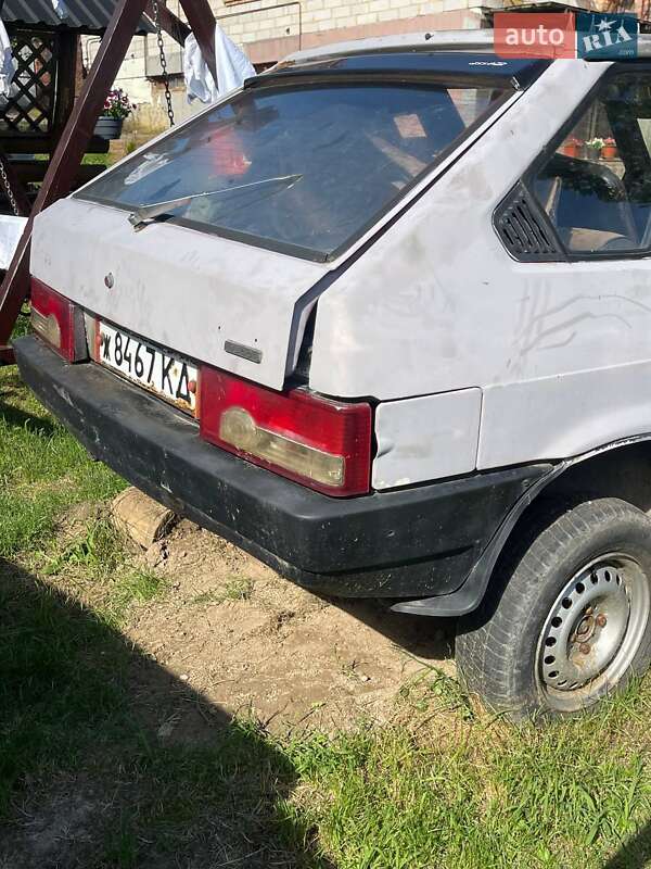 Хэтчбек ВАЗ / Lada 2109 1988 в Ровно