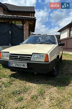 Хэтчбек ВАЗ 2109 1989 в 