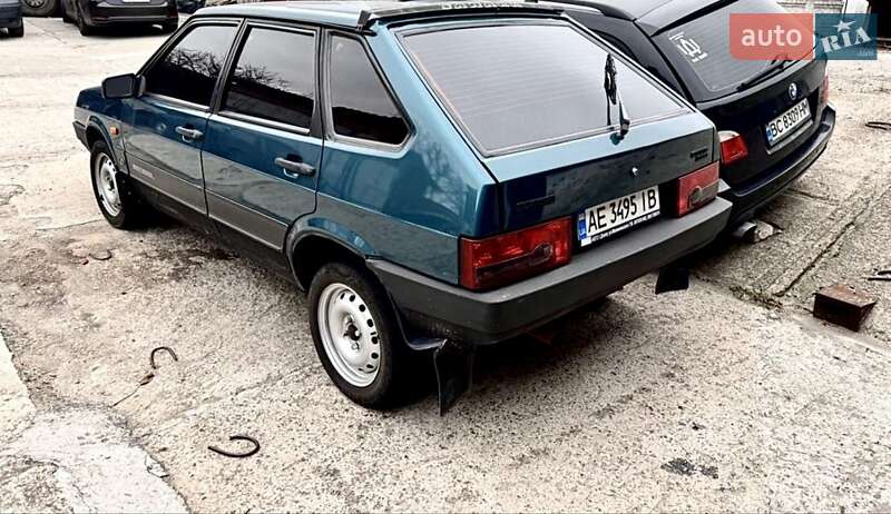 Хетчбек ВАЗ / Lada 2109 2002 в Дніпрі