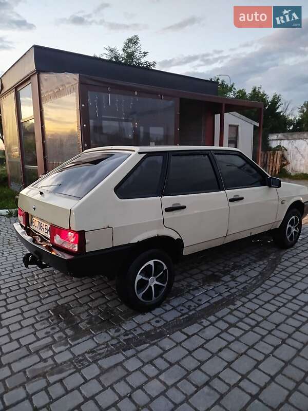 Хетчбек ВАЗ / Lada 2109 1987 в Щирце
