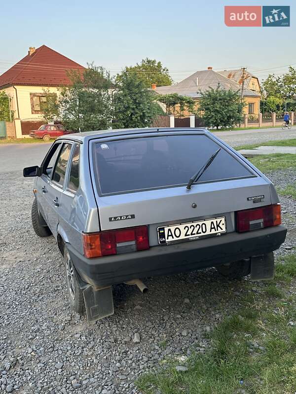 Хэтчбек ВАЗ / Lada 2109 2007 в Мукачево