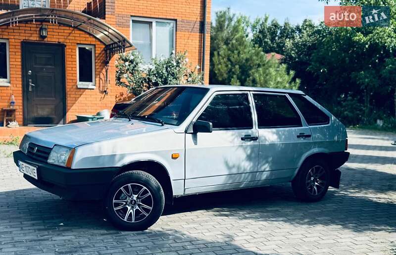Хэтчбек ВАЗ / Lada 2109 2011 в Новомосковске