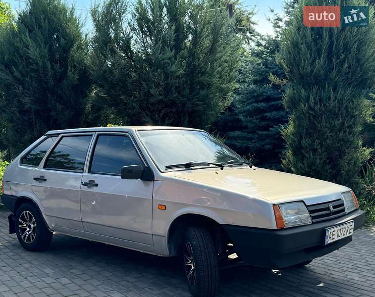 Хэтчбек ВАЗ / Lada 2109 2011 в Новомосковске