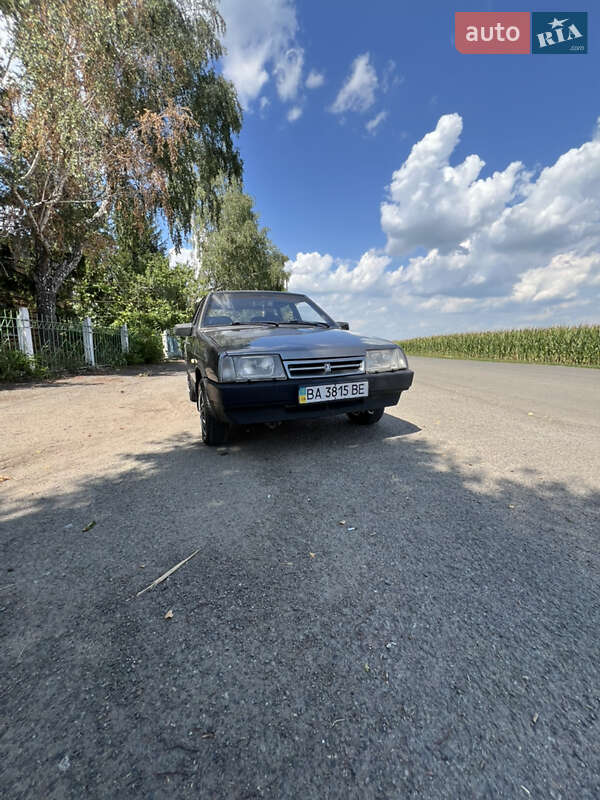 Хэтчбек ВАЗ / Lada 2109 1995 в Гайвороне
