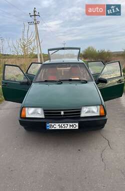 Хэтчбек ВАЗ 2109 1997 в 