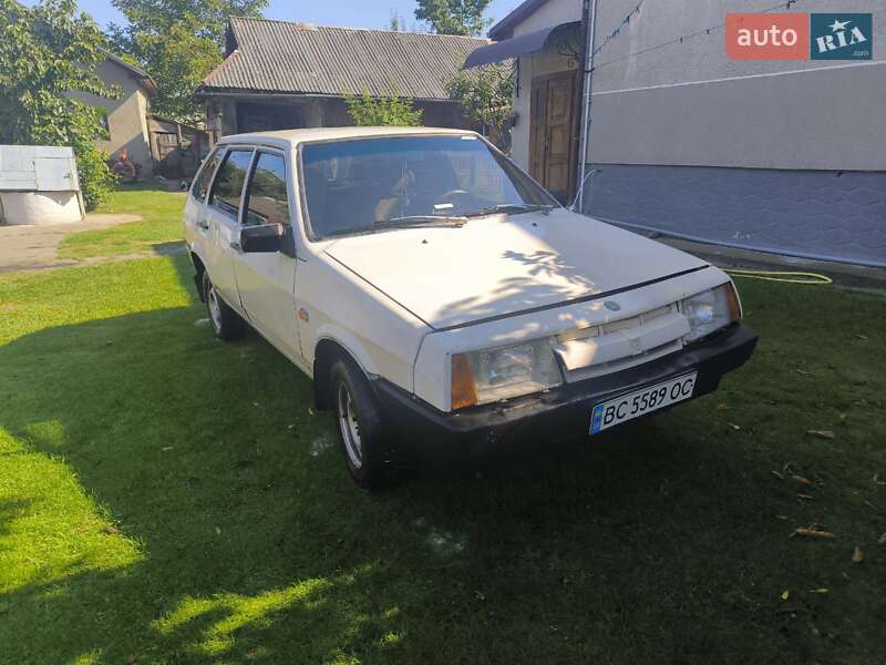 Хэтчбек ВАЗ / Lada 2109 1988 в Львове