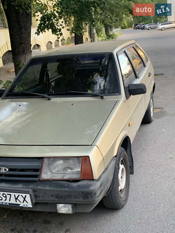 Хэтчбек ВАЗ / Lada 2109 1989 в Днепре фото 5 Хэтчбек ВАЗ / Lada 2109 1989 в Днепре