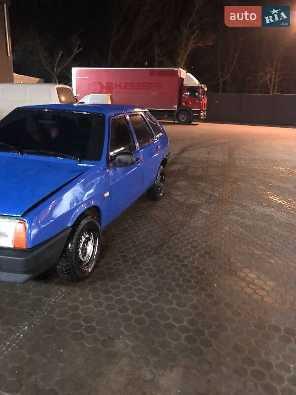 Хэтчбек ВАЗ / Lada 2109 1992 в Одессе