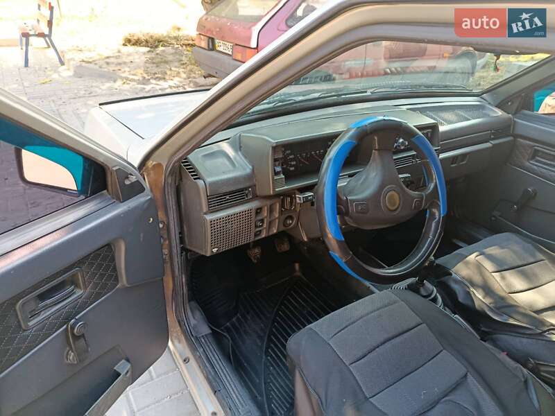 Хэтчбек ВАЗ / Lada 2109 2006 в Запорожье фото 7 Хэтчбек ВАЗ / Lada 2109 2006 в Запорожье