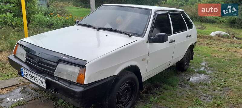Хэтчбек ВАЗ / Lada 2109 1993 в Попельне