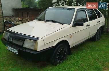 Хетчбек ВАЗ 2109 1988 в Жовкві