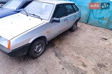 Хэтчбек ВАЗ / Lada 2109 2002 в  Хэтчбек ВАЗ / Lada 2109 2002 в