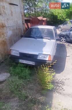 Хэтчбек ВАЗ / Lada 2109 2002 в  фото 3 Хэтчбек ВАЗ / Lada 2109 2002 в
