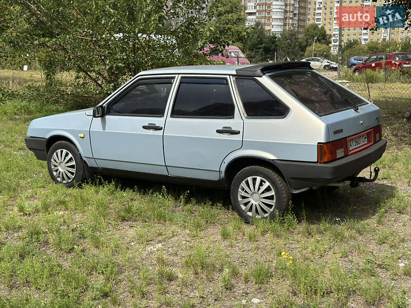 Хэтчбек ВАЗ / Lada 2109 2005 в Киеве