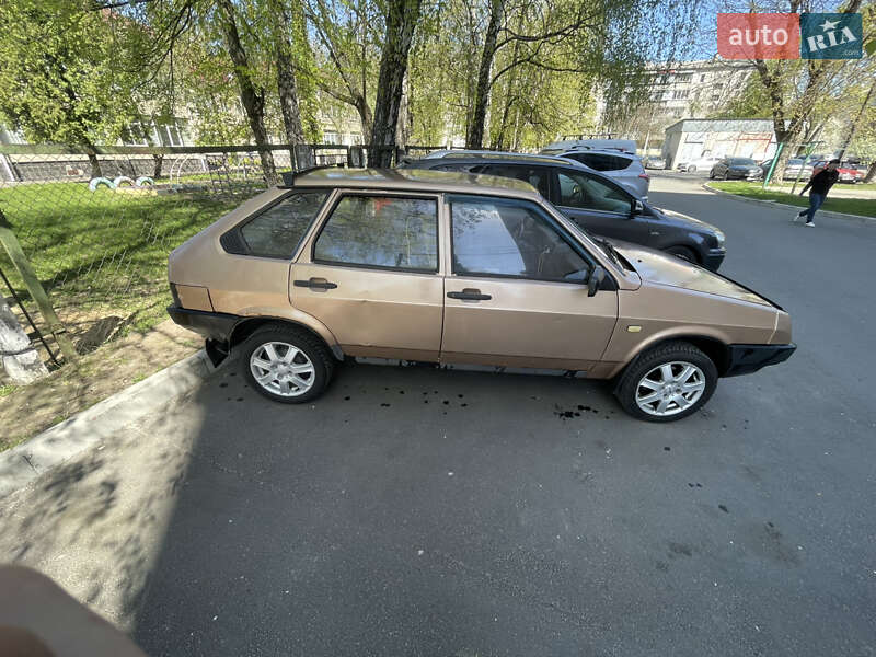 Хэтчбек ВАЗ / Lada 2109 1987 в Броварах