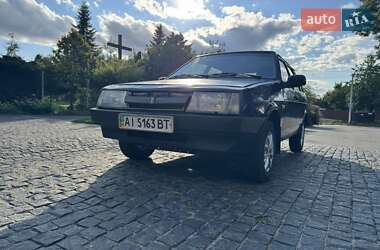 Хэтчбек ВАЗ 2109 1989 в 