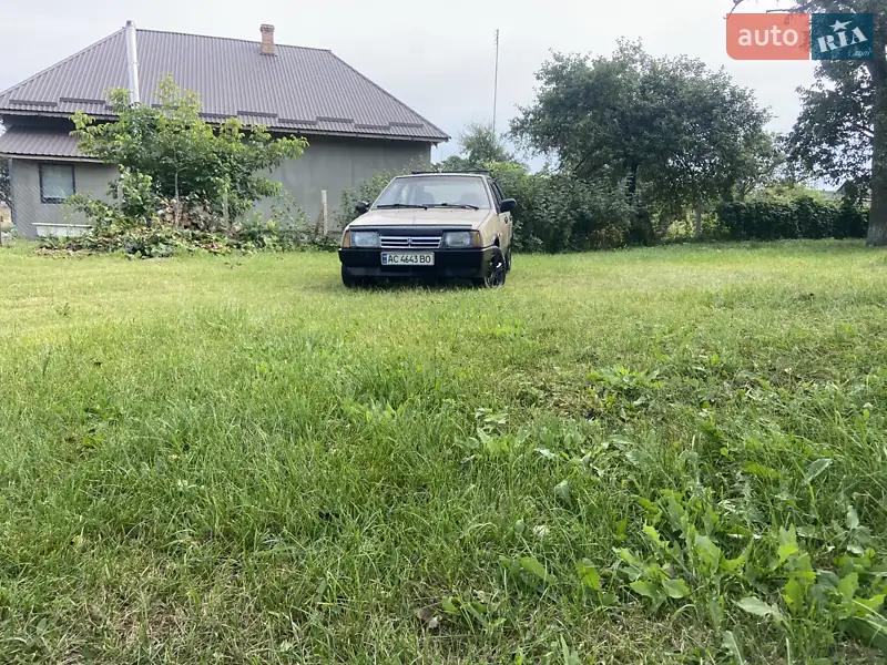 ВАЗ / Lada 2109