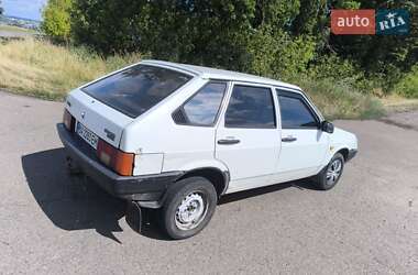 Хэтчбек ВАЗ 2109 1990 в 