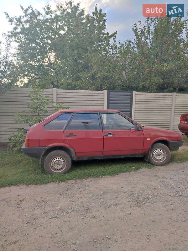 Хетчбек ВАЗ / Lada 2109 1994 в Валках