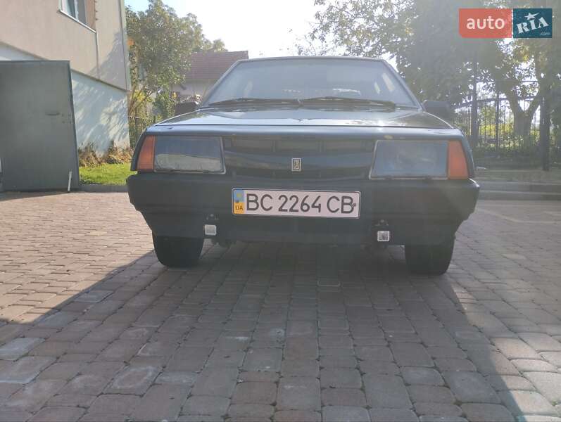 Хэтчбек ВАЗ / Lada 2109 1989 в Щирце