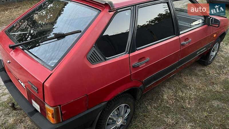 Хетчбек ВАЗ / Lada 2109 1993 в Мерефа фото 2 Хетчбек ВАЗ / Lada 2109 1993 в Мерефа
