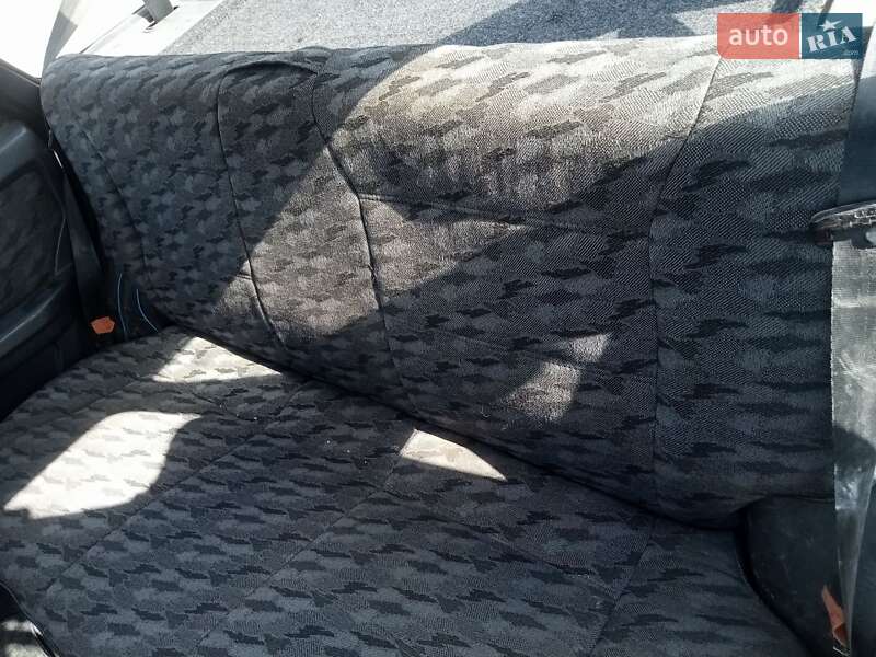 Хэтчбек ВАЗ / Lada 2109 2002 в Житомире