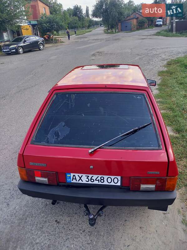 Хэтчбек ВАЗ / Lada 2109 1990 в Карловке