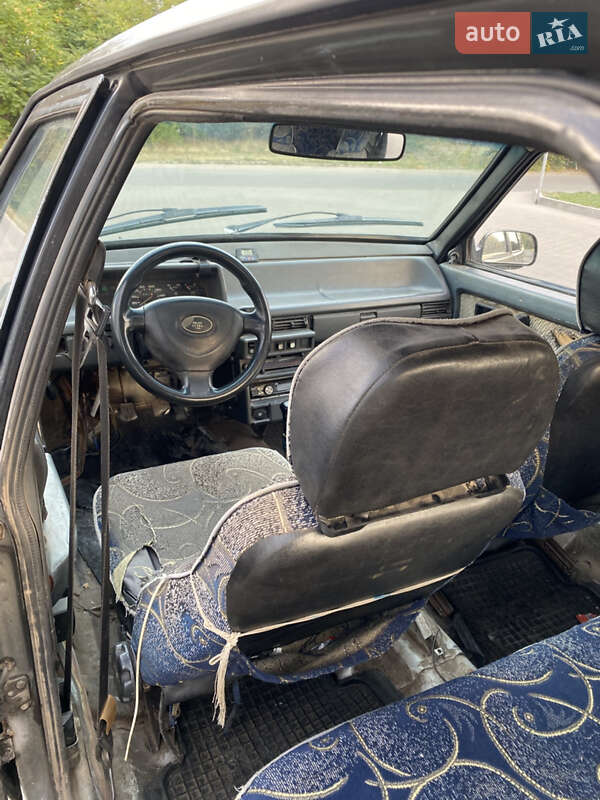Хетчбек ВАЗ / Lada 2109 1993 в Кривому Розі