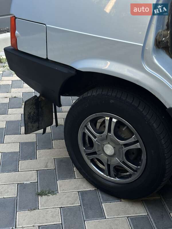 Хэтчбек ВАЗ / Lada 2109 2004 в Николаеве фото 35 Хэтчбек ВАЗ / Lada 2109 2004 в Николаеве