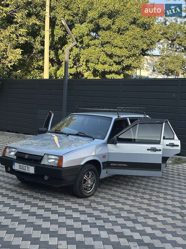 Хэтчбек ВАЗ / Lada 2109 2004 в Николаеве фото 38 Хэтчбек ВАЗ / Lada 2109 2004 в Николаеве