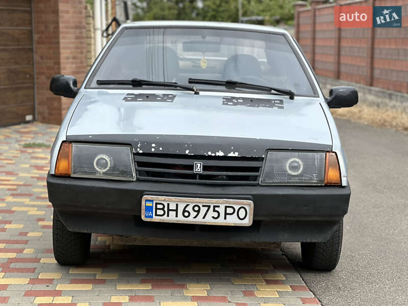 Хэтчбек ВАЗ / Lada 2109 2005 в Одессе