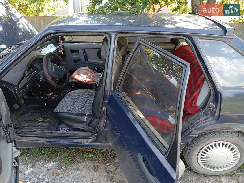 Хэтчбек ВАЗ / Lada 2109 1990 в Старой Синяве