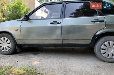Хэтчбек ВАЗ 2109 1995 в  фото 24 Хэтчбек ВАЗ 2109 1995 в