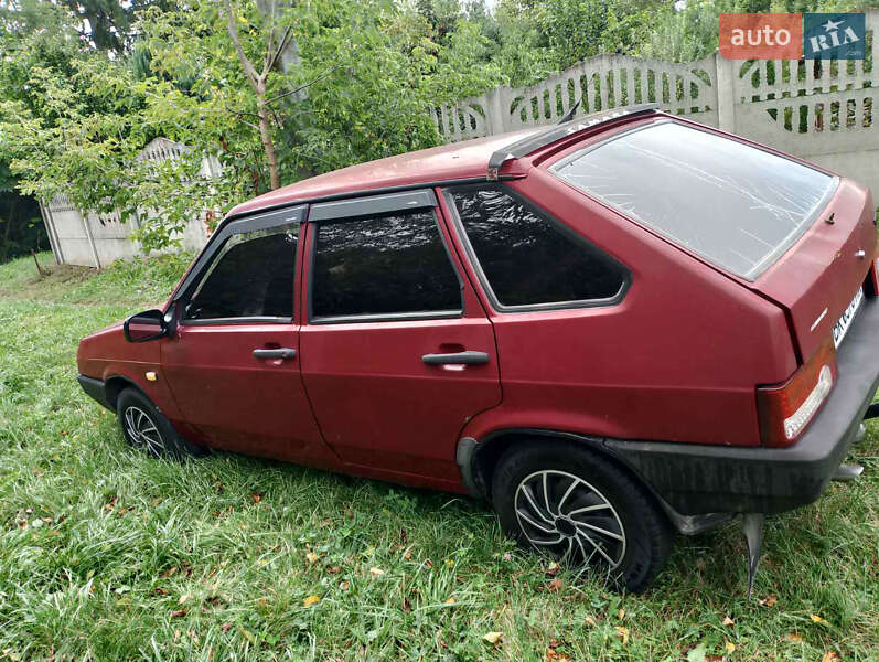 Хэтчбек ВАЗ / Lada 2109 1991 в Млинове