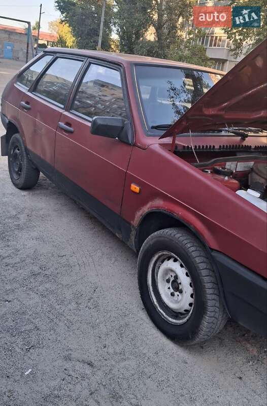 Хетчбек ВАЗ / Lada 2109 1998 в Дніпрі