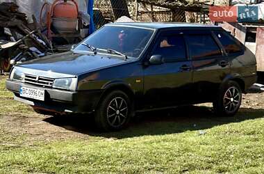 Хэтчбек ВАЗ / Lada 2109 2000 в Львове
