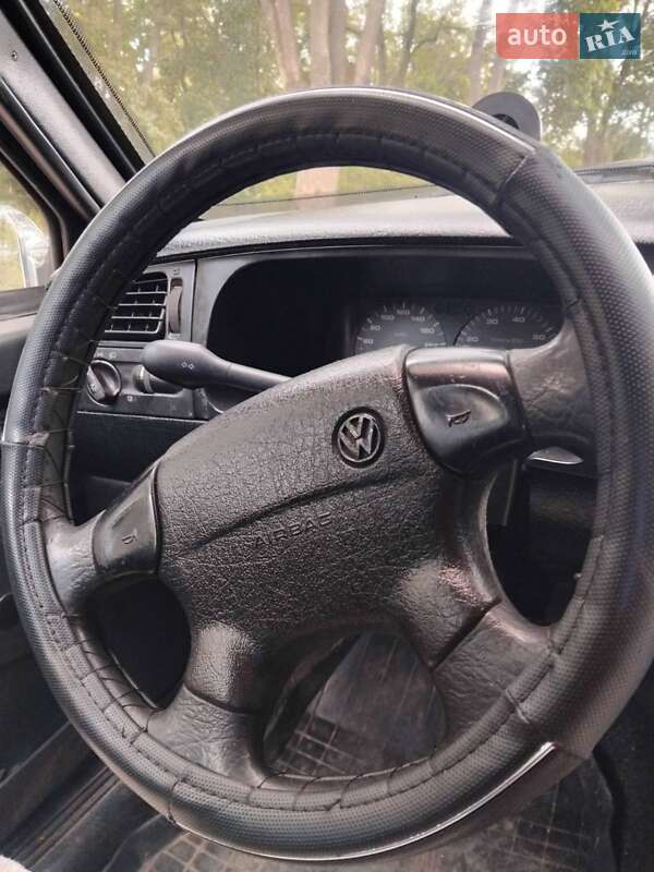 Хэтчбек ВАЗ / Lada 2109 2002 в Летичеве