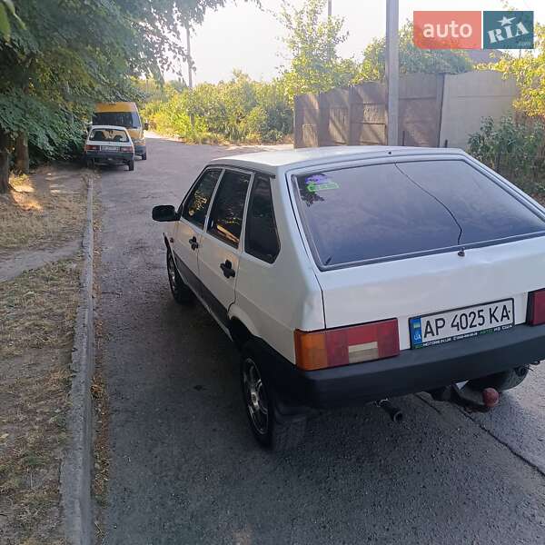 Хэтчбек ВАЗ / Lada 2109 2006 в Запорожье