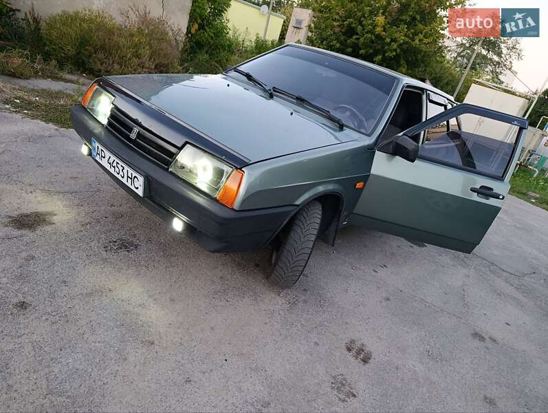 Хэтчбек ВАЗ / Lada 2109 2008 в Новониколаевке