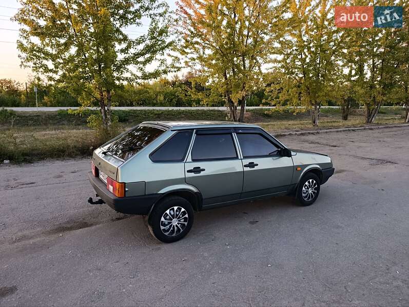 Хэтчбек ВАЗ / Lada 2109 2008 в Новониколаевке