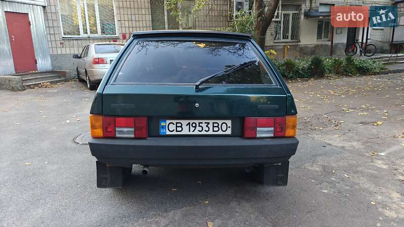 Хэтчбек ВАЗ / Lada 2109 2001 в Чернигове
