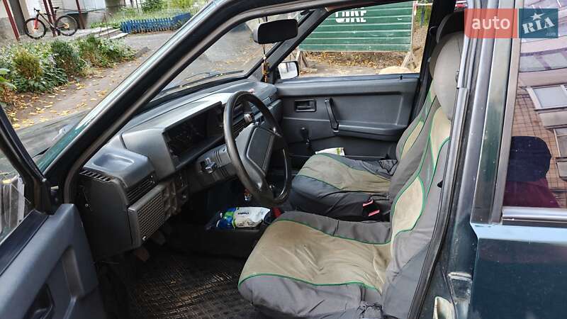 Хэтчбек ВАЗ / Lada 2109 2001 в Чернигове
