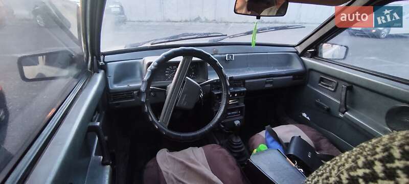 Хэтчбек ВАЗ / Lada 2109 1997 в Харькове фото 3 Хэтчбек ВАЗ / Lada 2109 1997 в Харькове