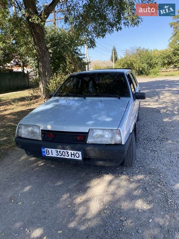 Хэтчбек ВАЗ / Lada 2109 2005 в Глобине