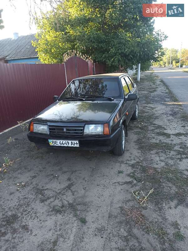 Хэтчбек ВАЗ / Lada 2109 2007 в Березовке