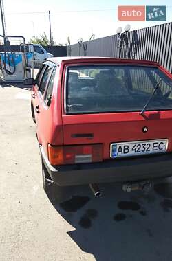 Хэтчбек ВАЗ 2109 1989 в 