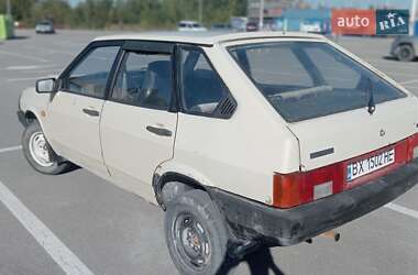 Хэтчбек ВАЗ 2109 1988 в 