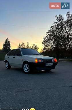 Хэтчбек ВАЗ / Lada 2109 1990 в Лозовой