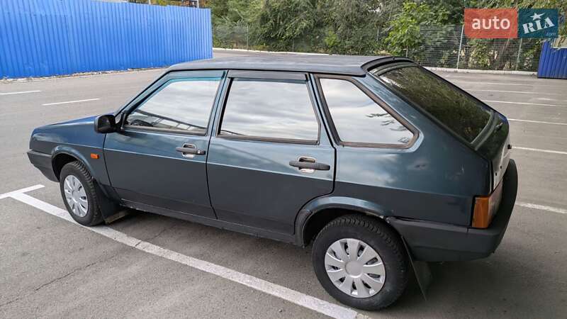 Хэтчбек ВАЗ / Lada 2109 2005 в Днепре