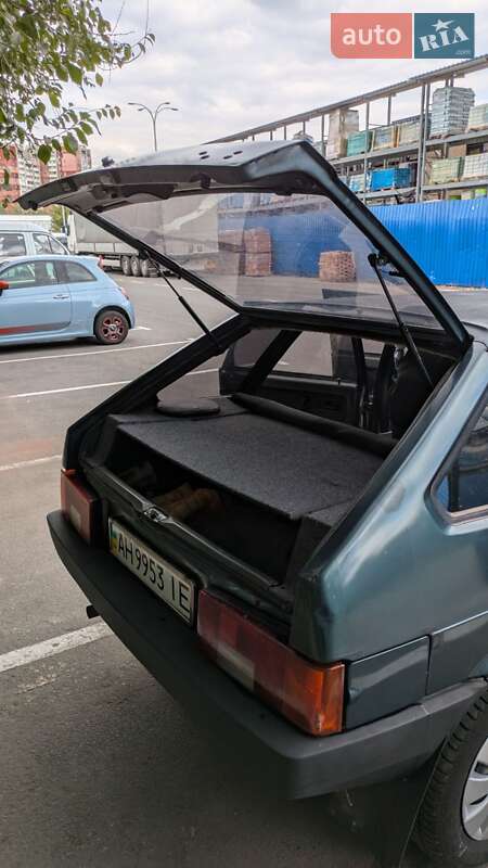 Хэтчбек ВАЗ / Lada 2109 2005 в Днепре